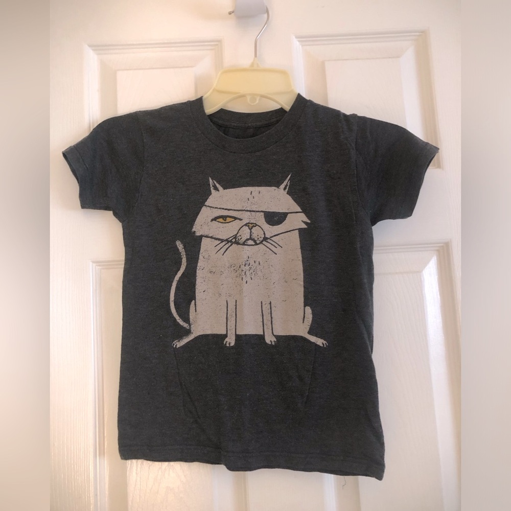 Kid Shirt Cat w/eyepatch